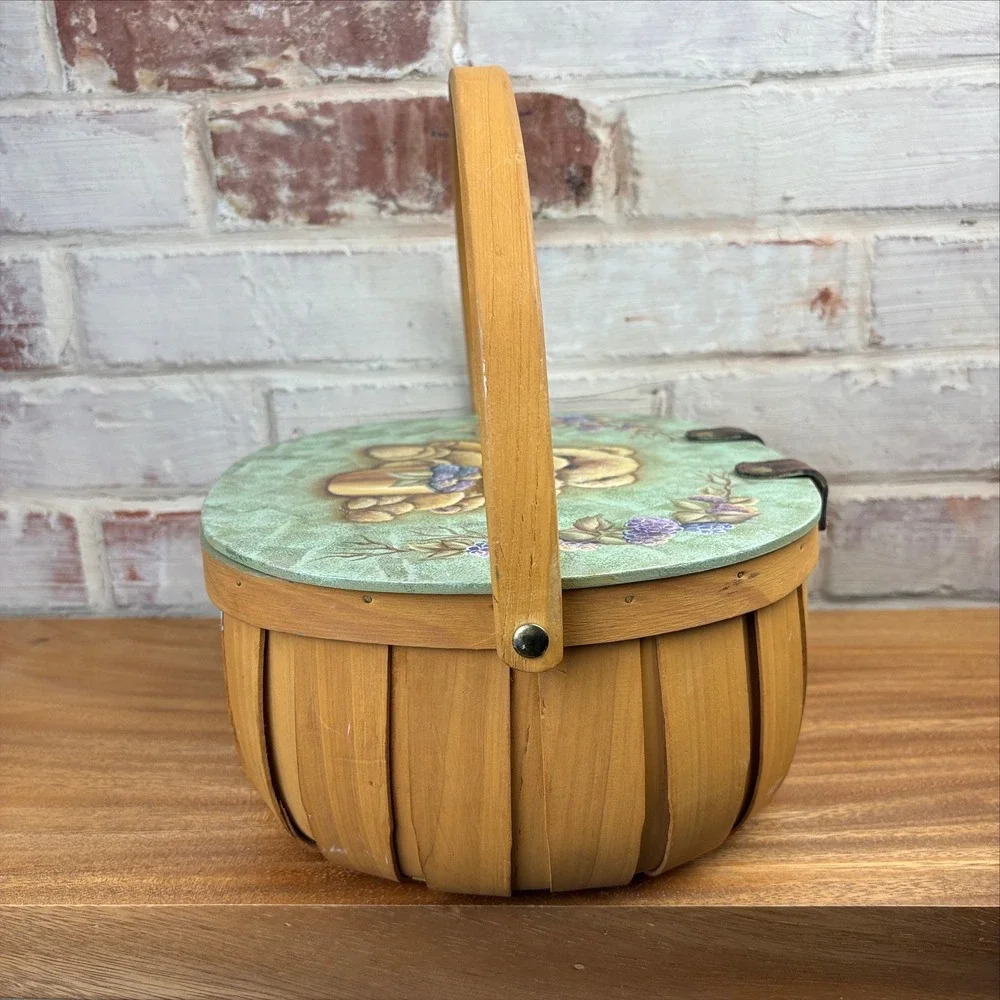 Handpainted Teddy Bear Blackberry Purse Basket Wood Lid Leather Straps Cottage